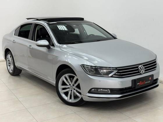 VOLKSWAGEN PASSAT 2.0 16V TSI BLUEMOTION GASOLINA COMFORTLINE 4P DSG VOLKSWAGEN PASSAT 2.0 16V TSI BLUEMOTION GASOLINA COMFORTLINE 4P DSG